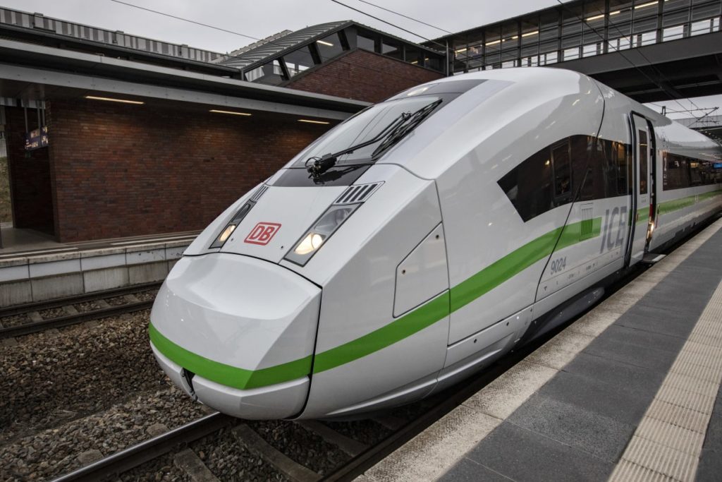 Deutsche Bahn will 30 zusätzliche ICE-Züge beschaffen