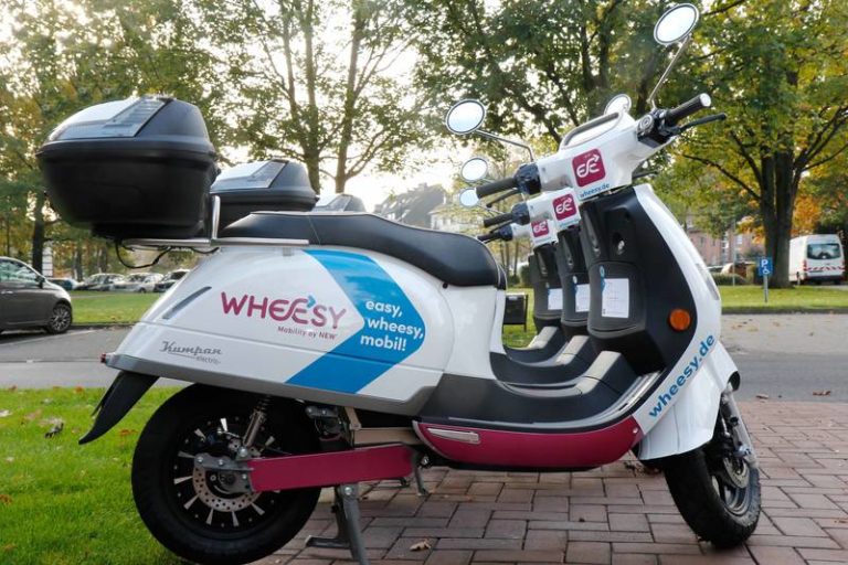 Mönchengladbach: NEW startet E-Roller-Sharing