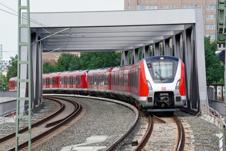 Hamburg: Neue S-Bahn-Linie S32 soll ab 2027 nach Harburg fahren