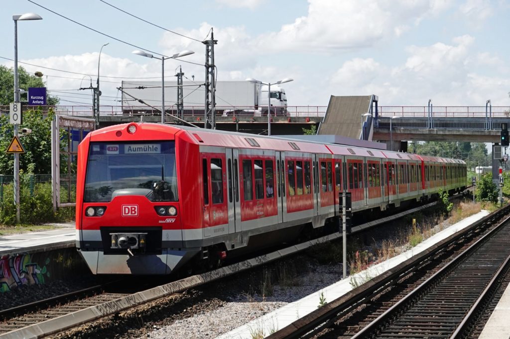 Hamburg: Wochenlange Einschränkungen im S-Bahn-Betrieb nach LKW-Brand