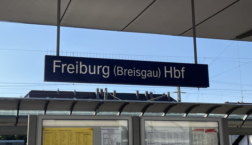 Freiburg (Breisgau) Hbf: Was kostet ein Schließfach im Bahnhof?